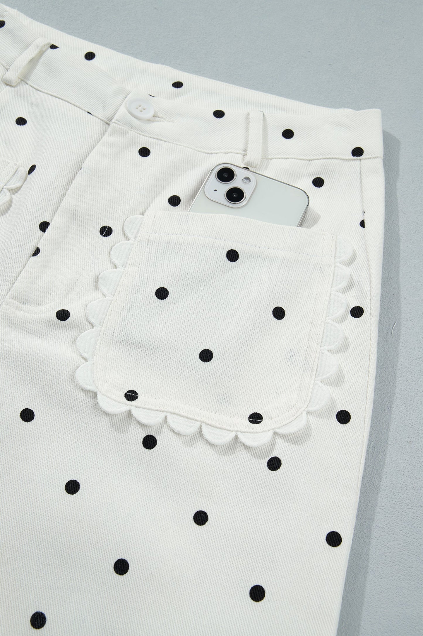 White Polka Dot Print Scalloped Patch Pocket Cotton Shift Pants