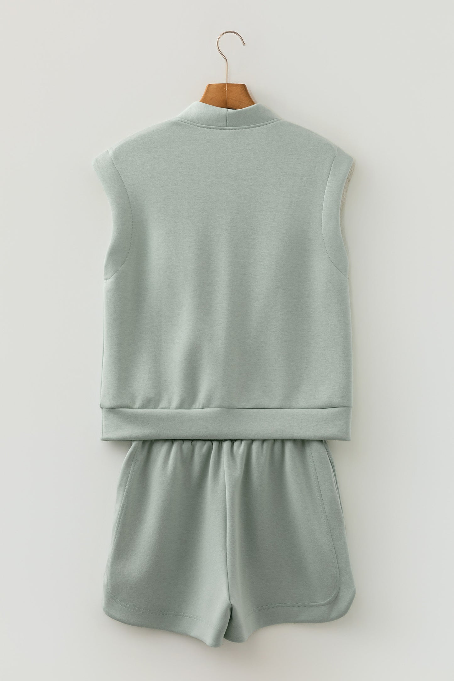 Quarter Zip Sleeveless Casual Outfit