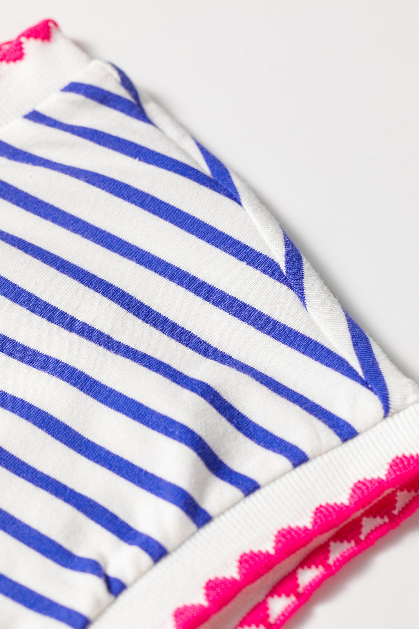 Stripe Contrast Trim Round Neck Cap Sleeve Tee