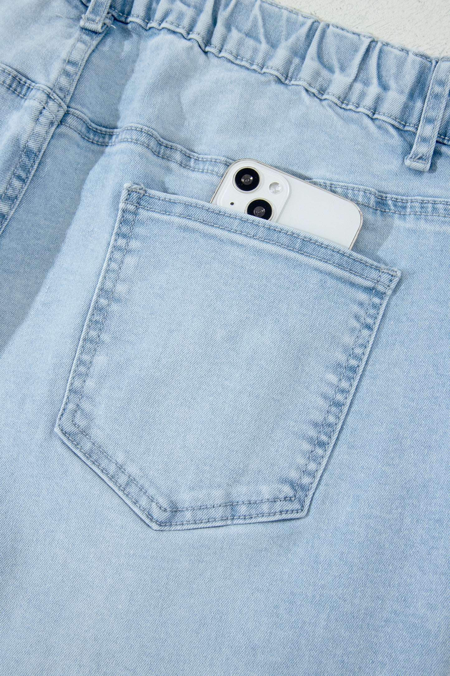 Patch Pocket Raw Cut Shift Jeans