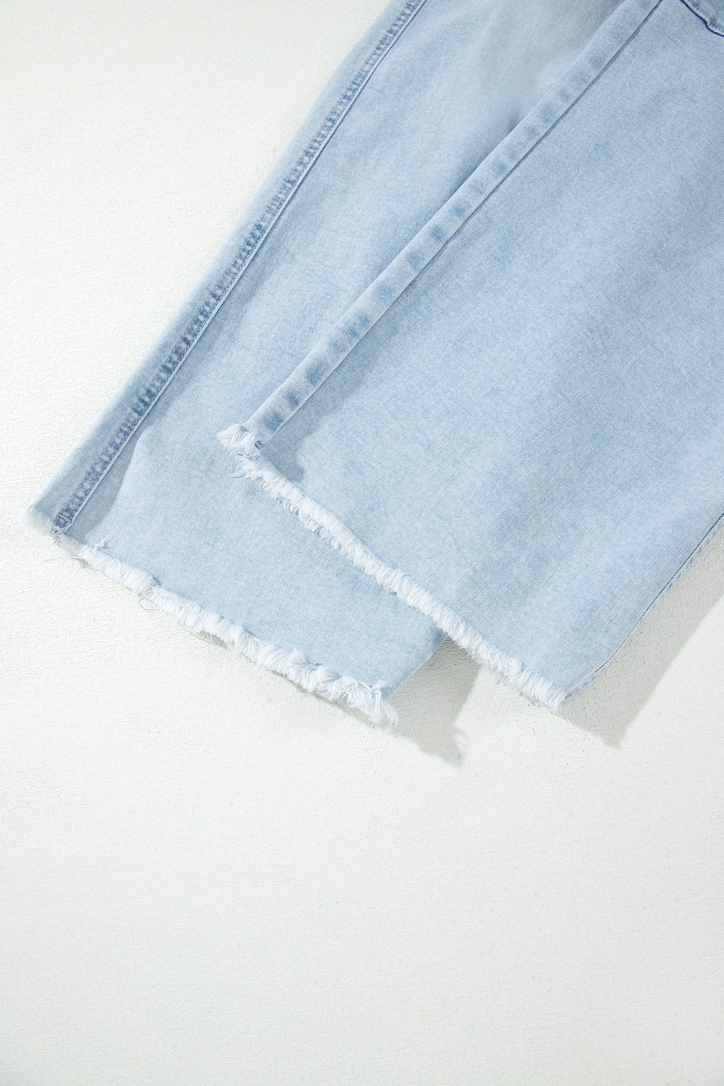 Patch Pocket Raw Cut Shift Jeans