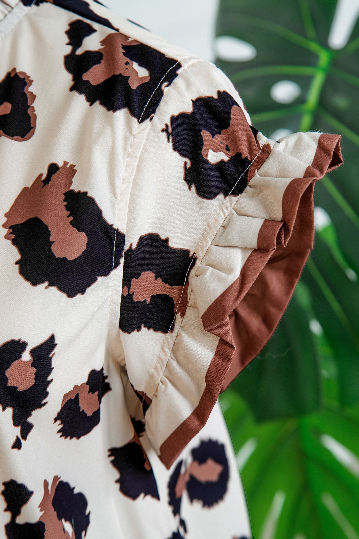 Leopard Printed Ruffle Sleeve Blouse
