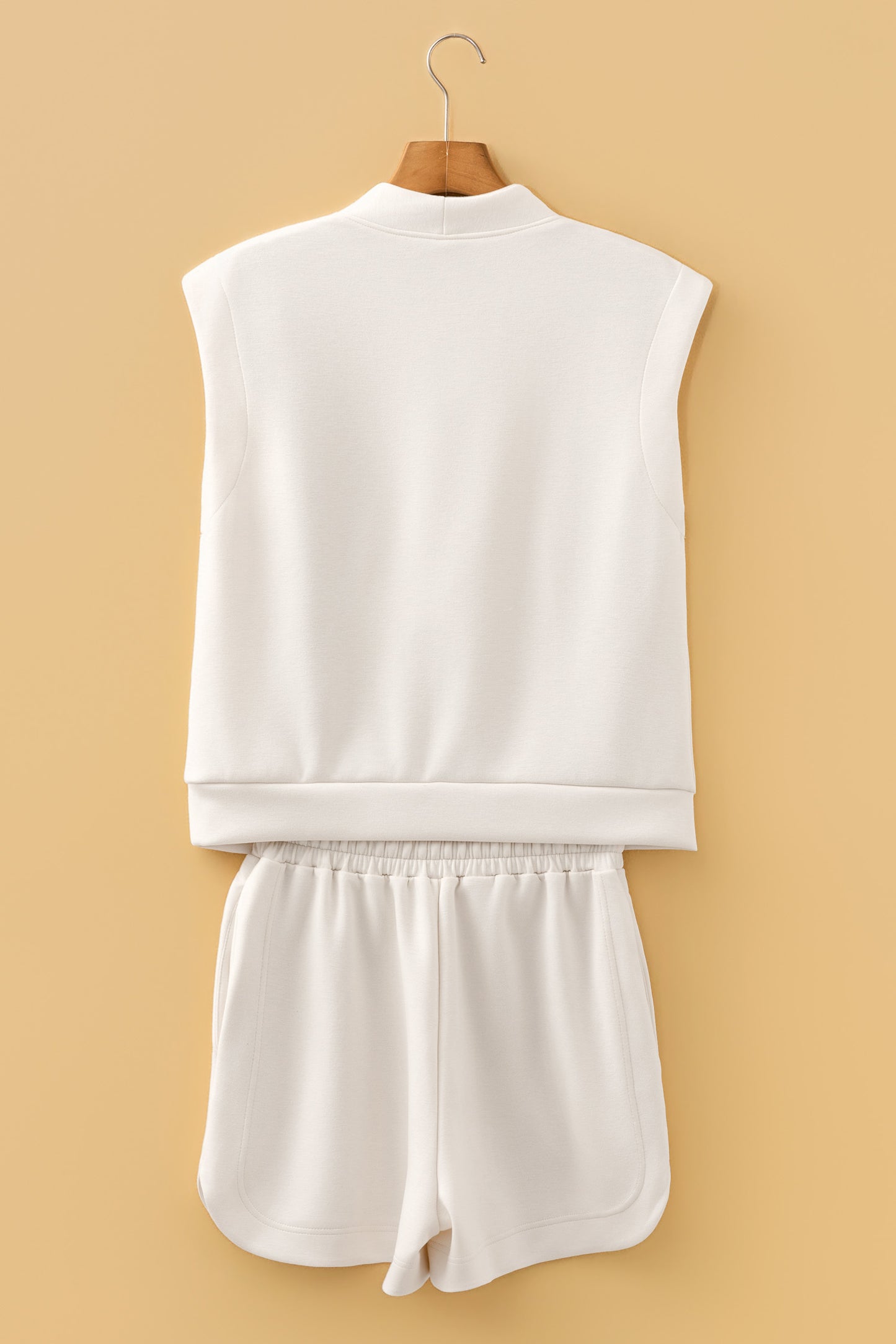 Quarter Zip Sleeveless Casual Outfit