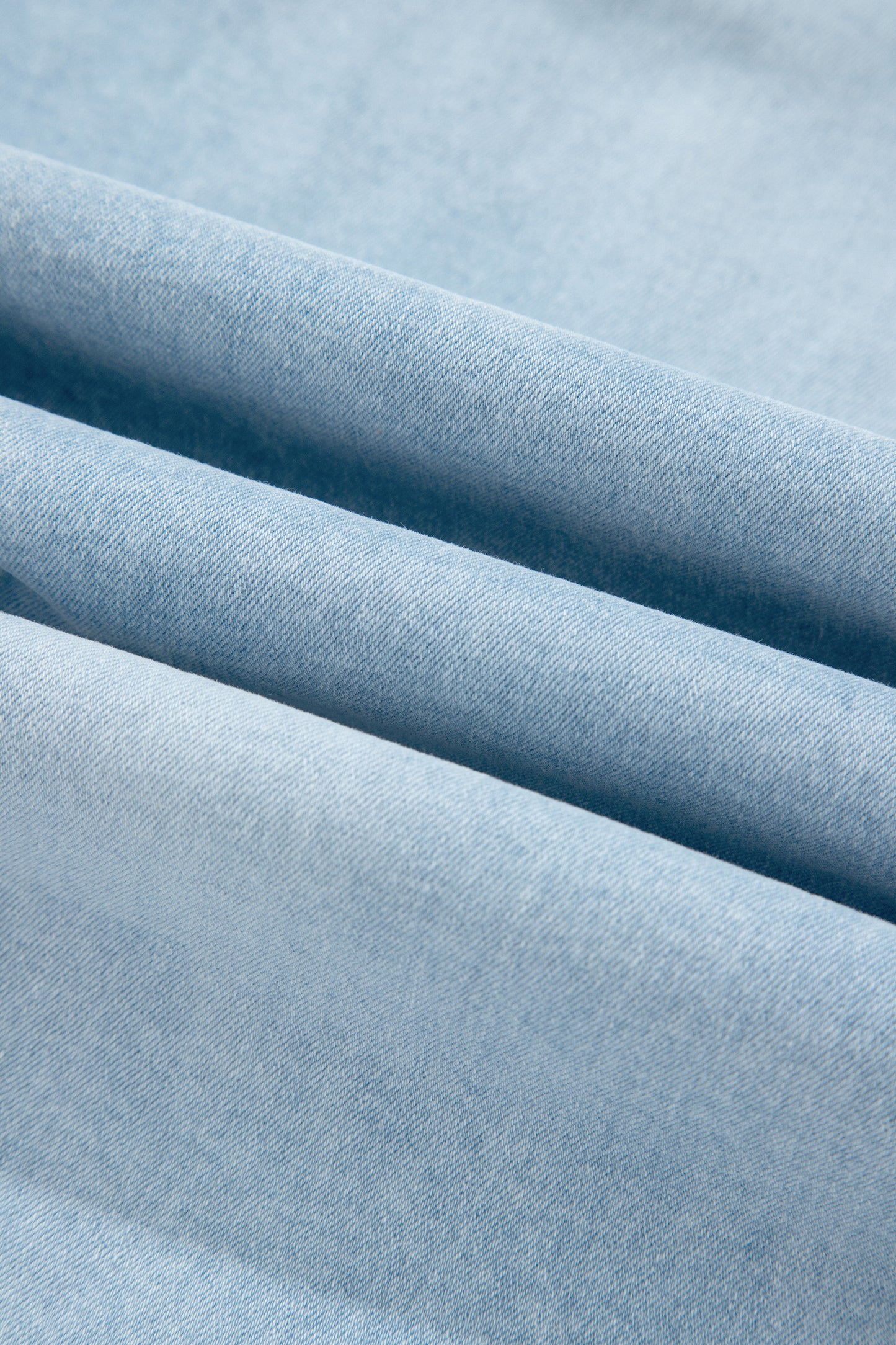 Patch Pocket Raw Cut Shift Jeans