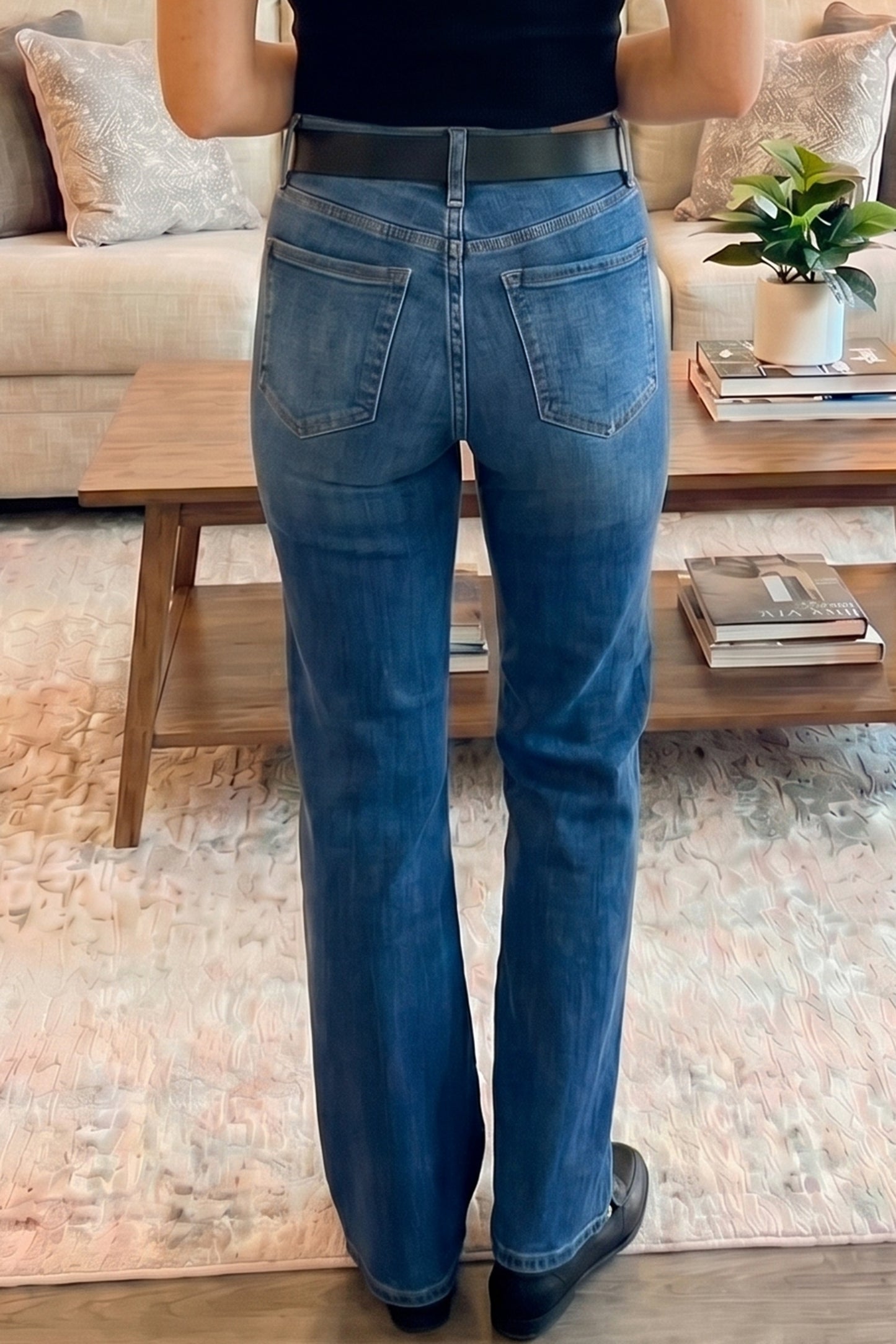 Tailored Seam Shift Jeans