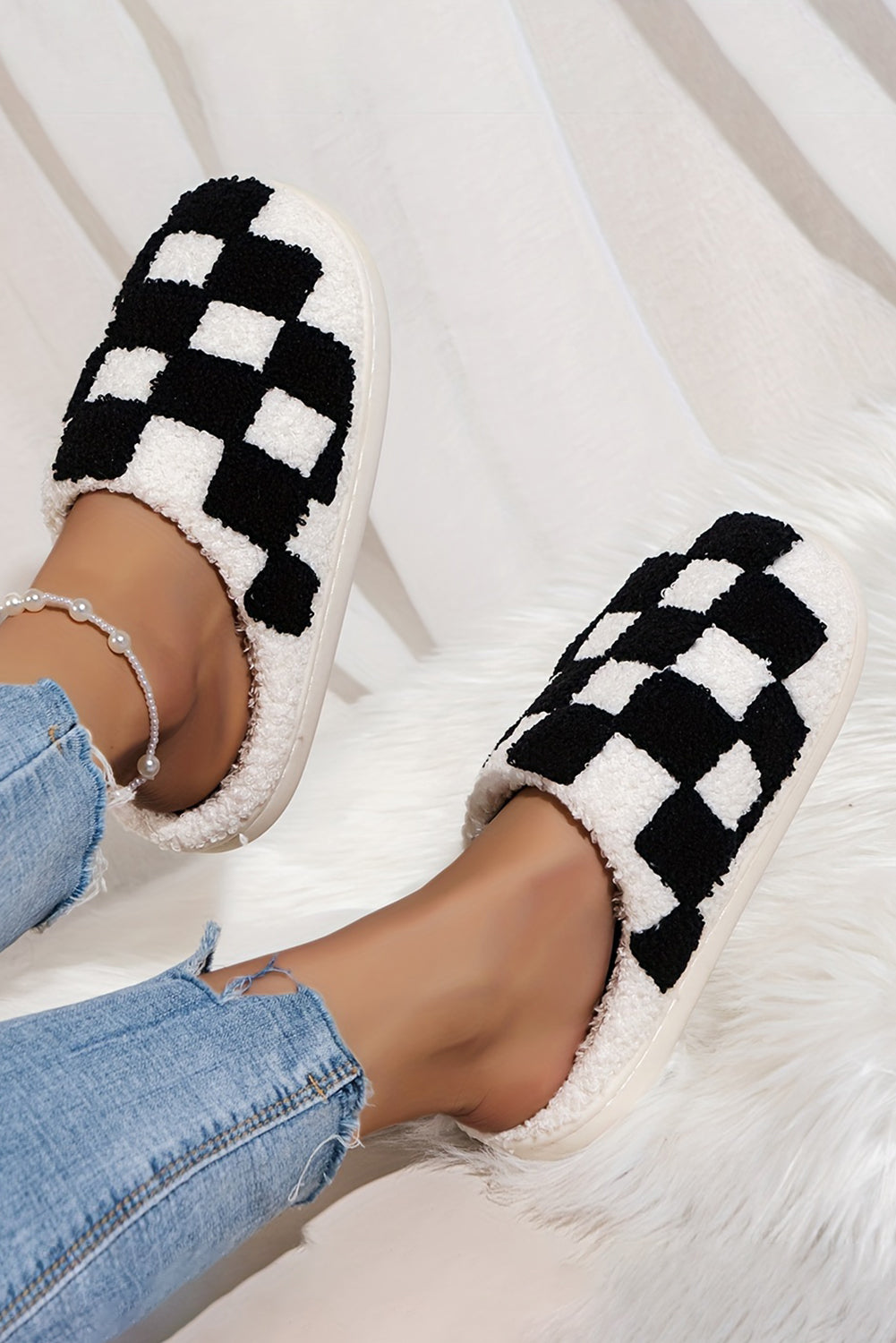Checkered Print Slip On Slippers