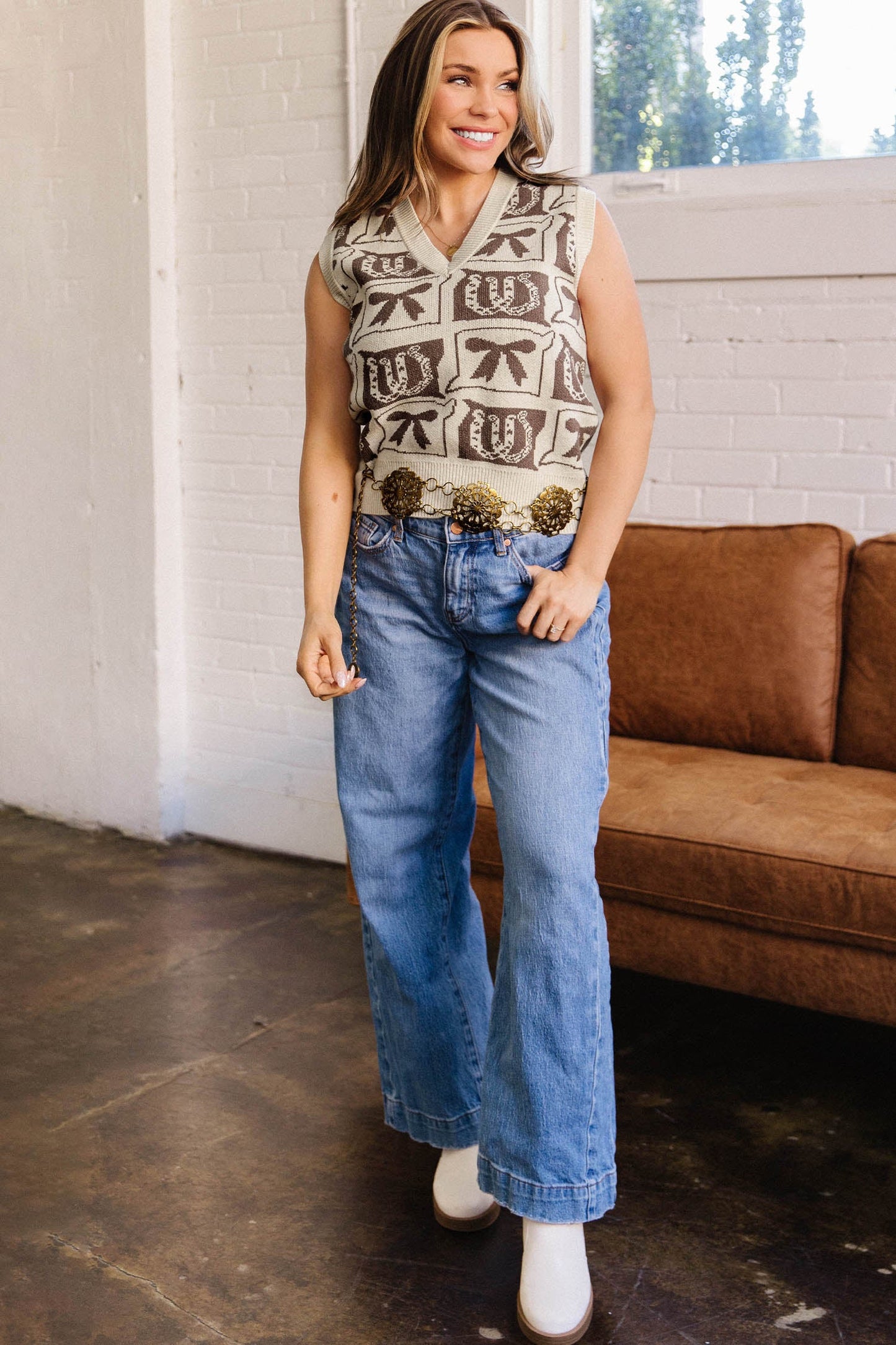 Horseshoe Bow Printed Sweater Vest