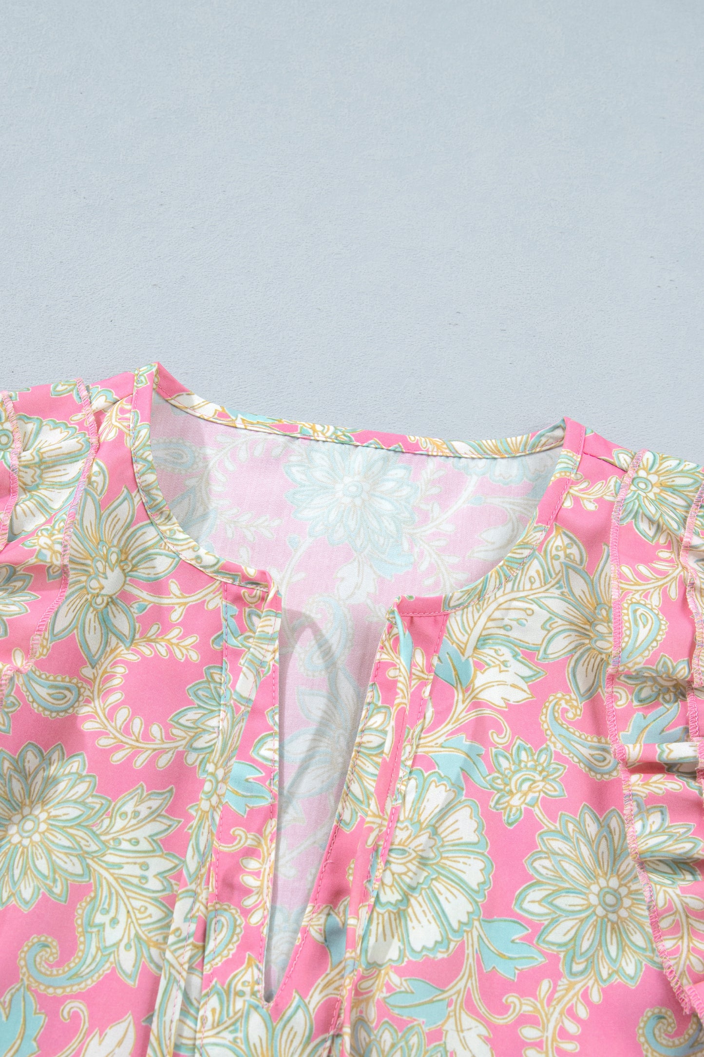 Tie V Neck Floral Short Puff Sleeve Blouse