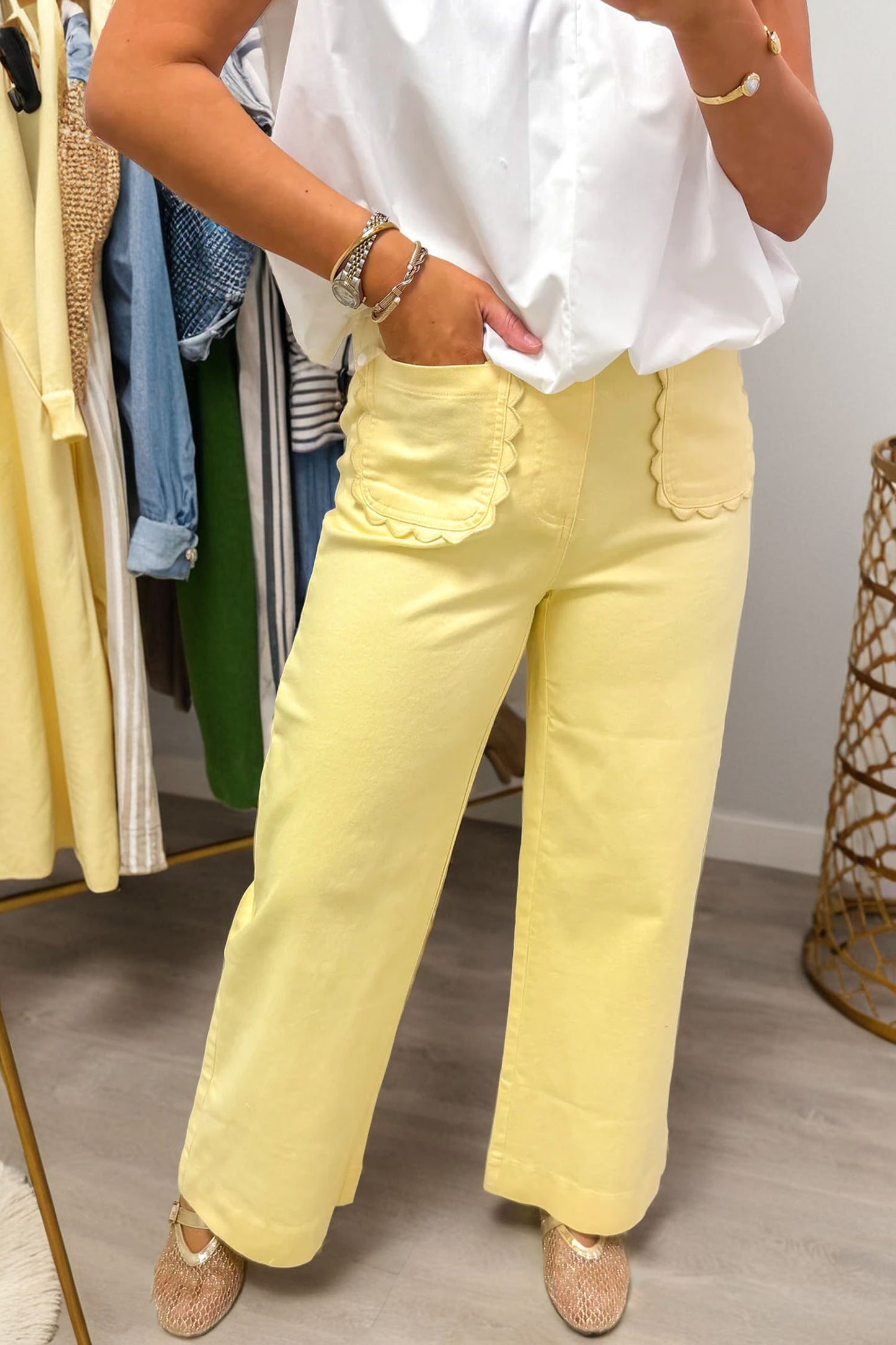 Scalloped Patch Pocket Shift Jeans