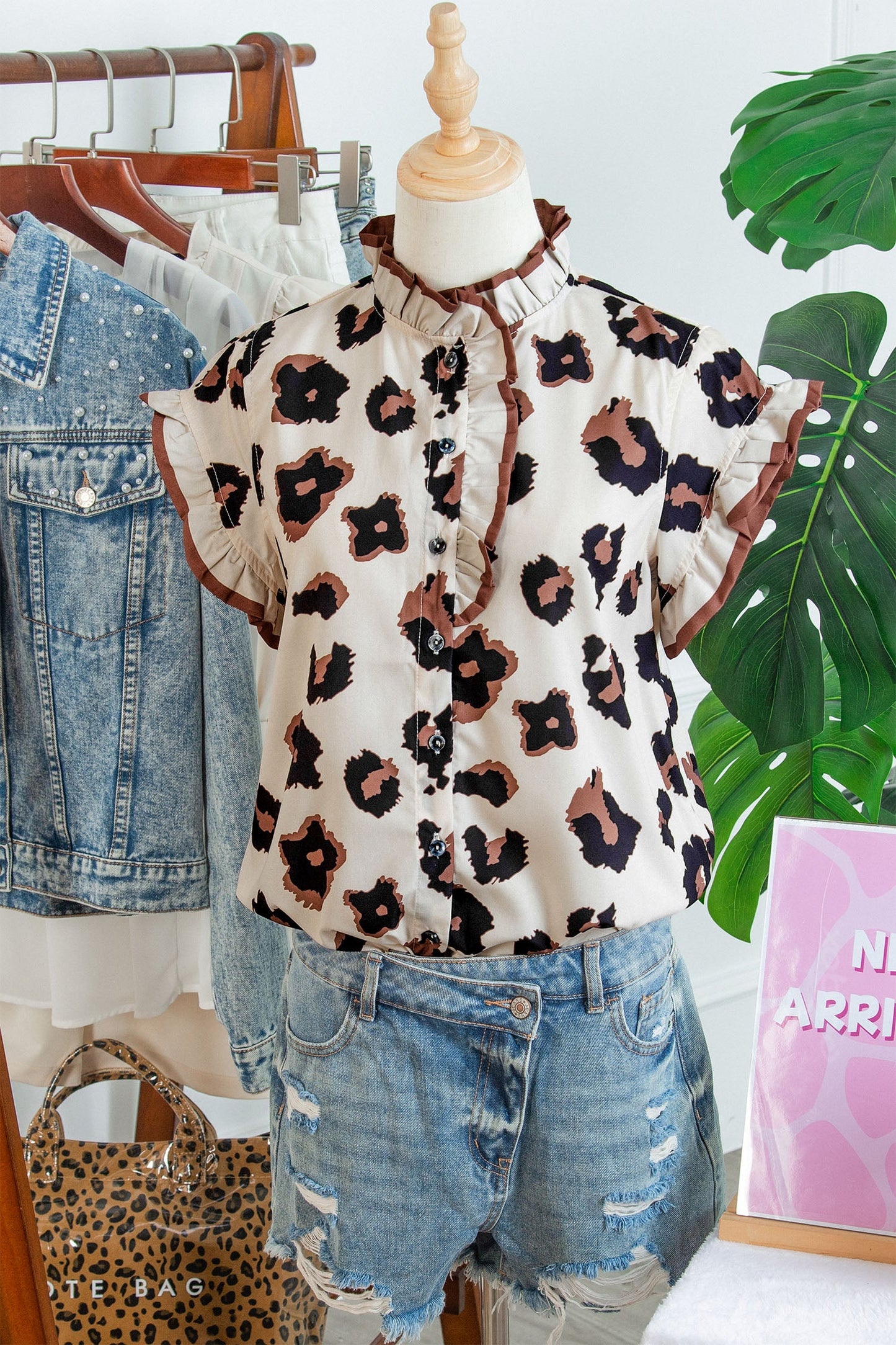Leopard Printed Ruffle Sleeve Blouse